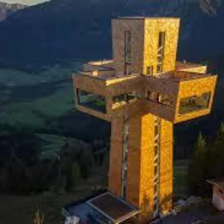 Elisabeth Pensión 3*